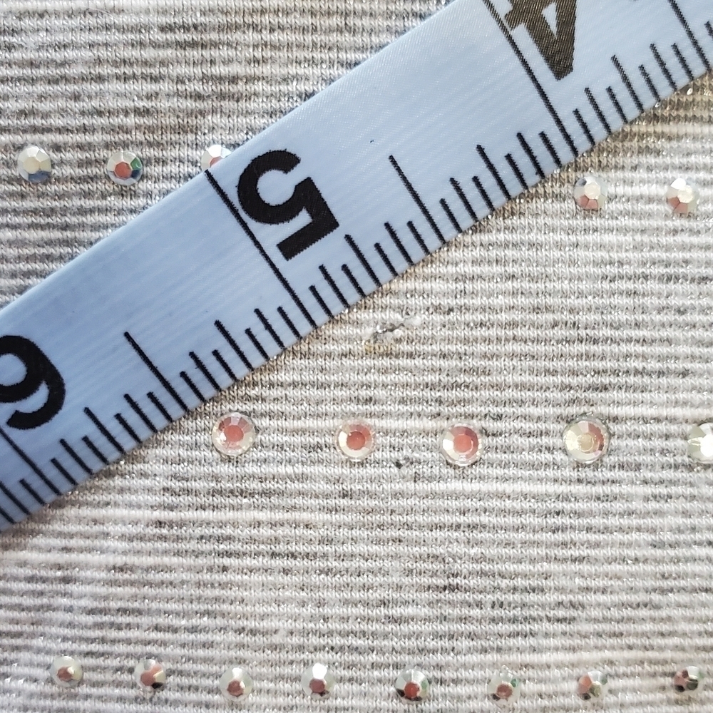 ZENERGY Chicos Gray Sparkle Rhinestone Metallic Top Blouse Womens 2 Large FLAW - Picture 14 of 15